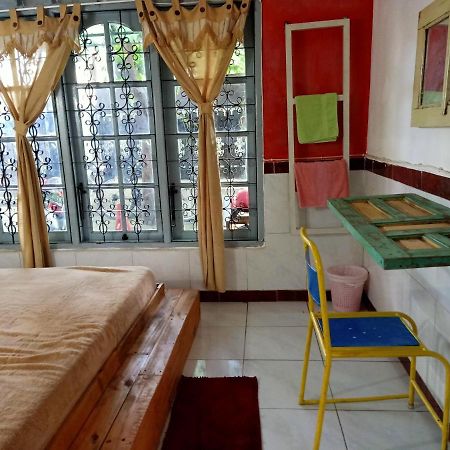 Deoplet Homestay & Gallery Γιογκιακάρτα Εξωτερικό φωτογραφία