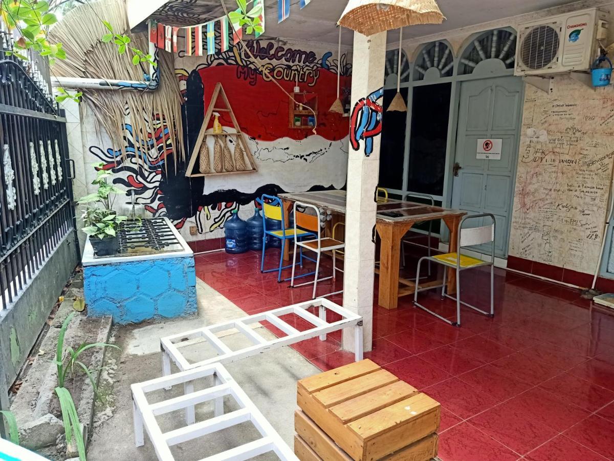Deoplet Homestay & Gallery Γιογκιακάρτα Εξωτερικό φωτογραφία