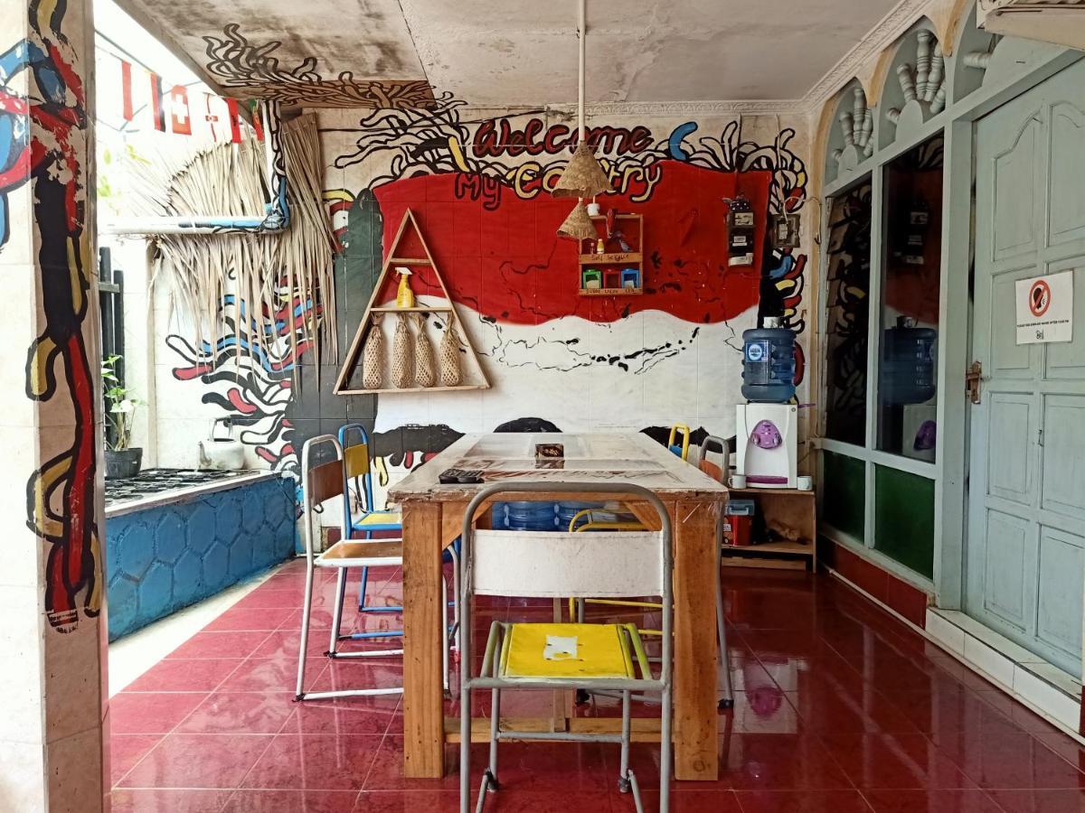 Deoplet Homestay & Gallery Γιογκιακάρτα Εξωτερικό φωτογραφία
